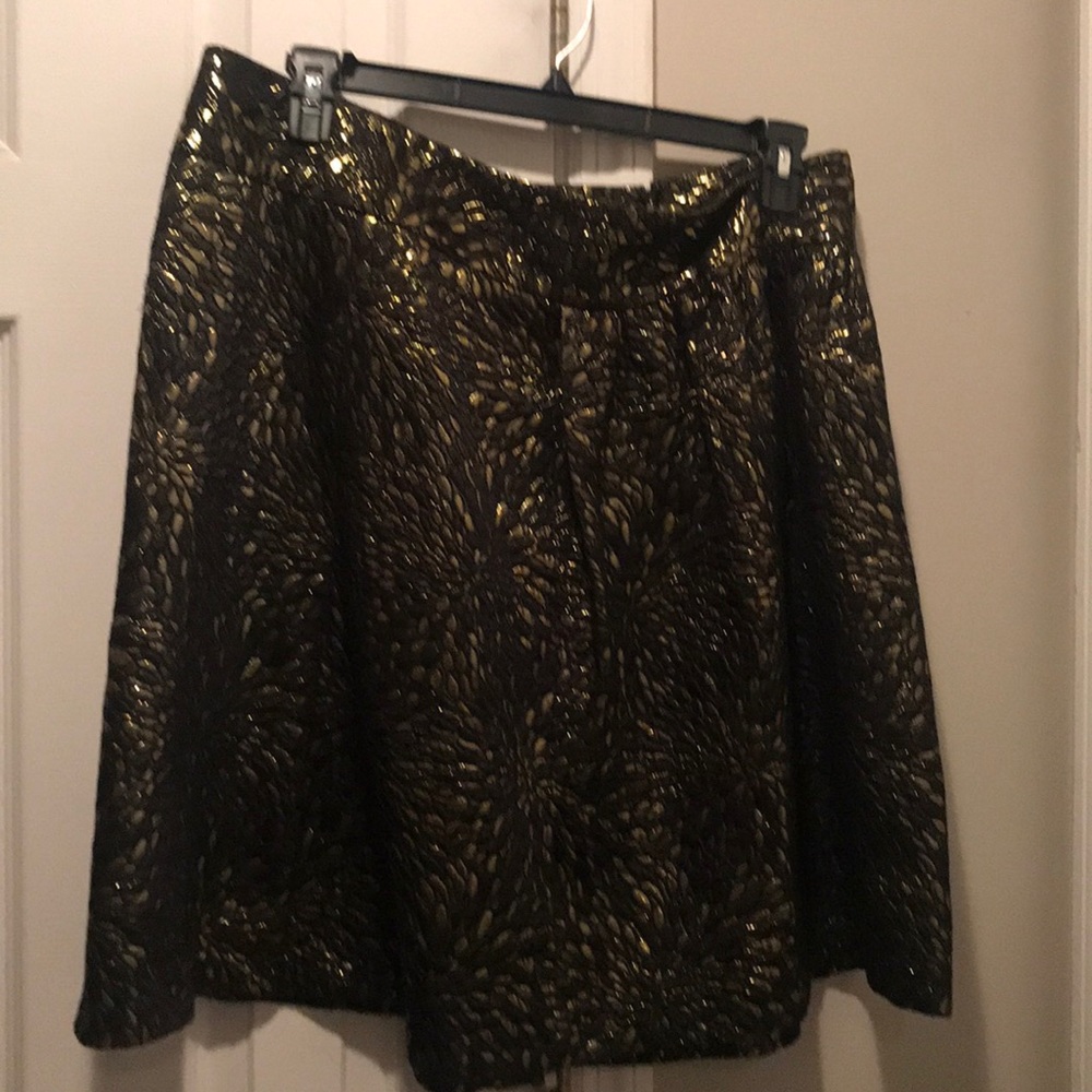 Black and gold skirt from Lane Bryant